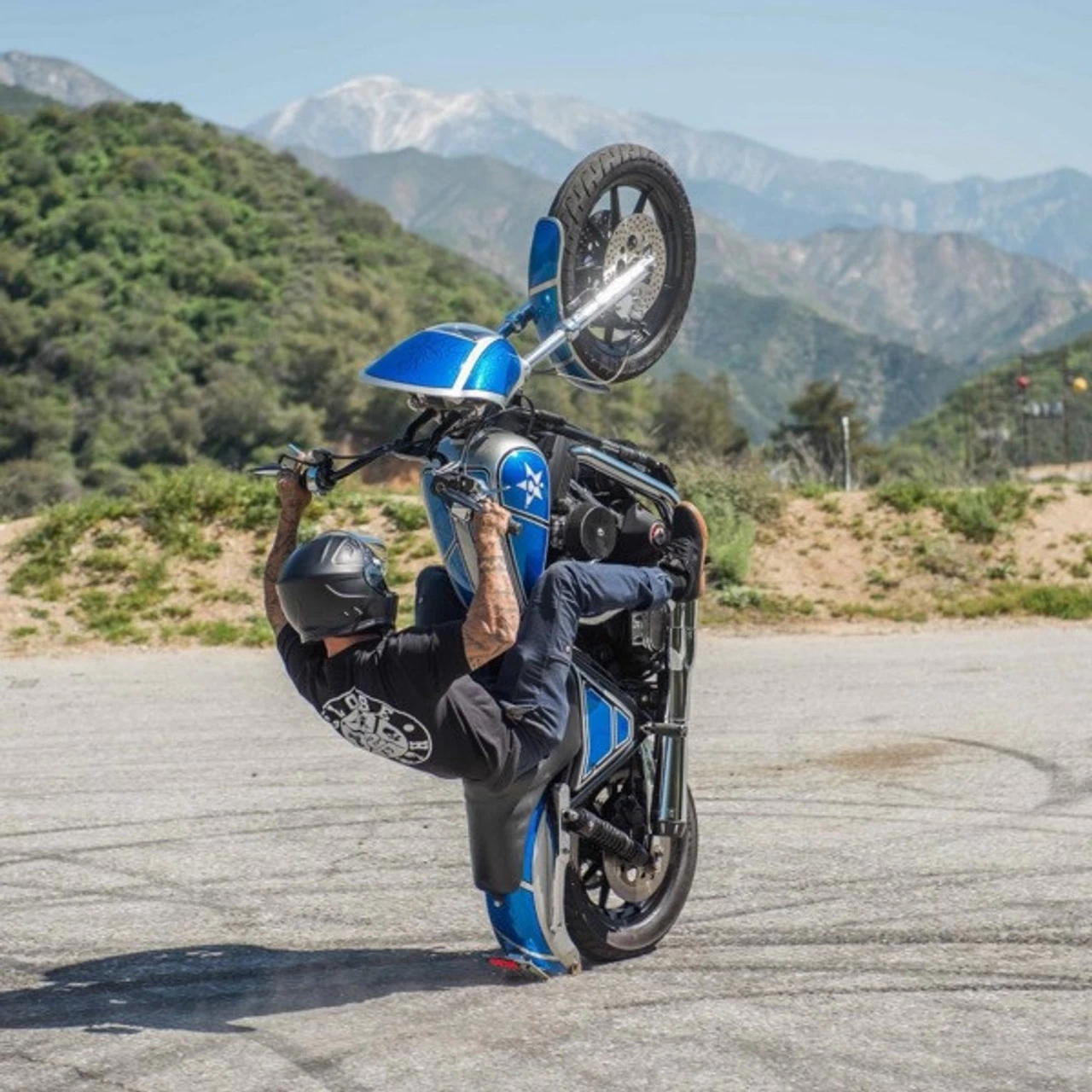 Simpson Helmets - Ghost Bandit DOT Approved Helmet - Gloss Black 2 Simpson Helmets - Ghost Bandit DOT Approved Helmet - Gloss Black - Image 2