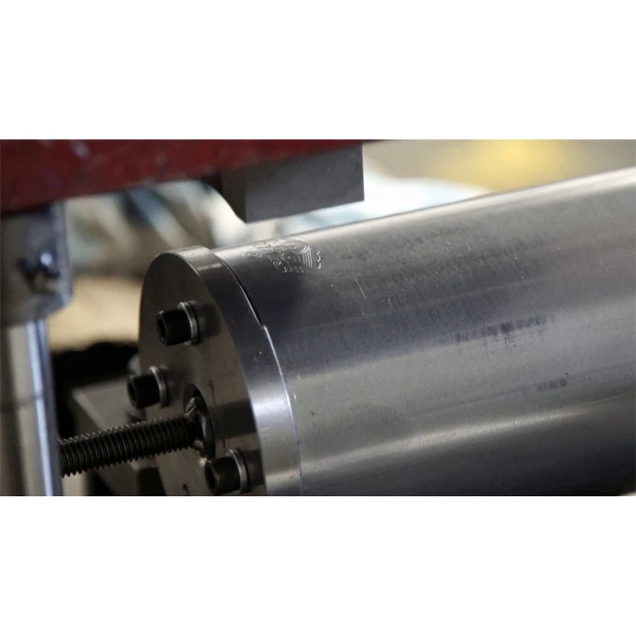 Vance & Hines - Torquer 450 Slip-On Mufflers Fits '17-'23 Touring Models - Chrome 8 Vance & Hines - Torquer 450 Slip-On Mufflers Fits '17-'23 Touring Models - Chrome - Image 8