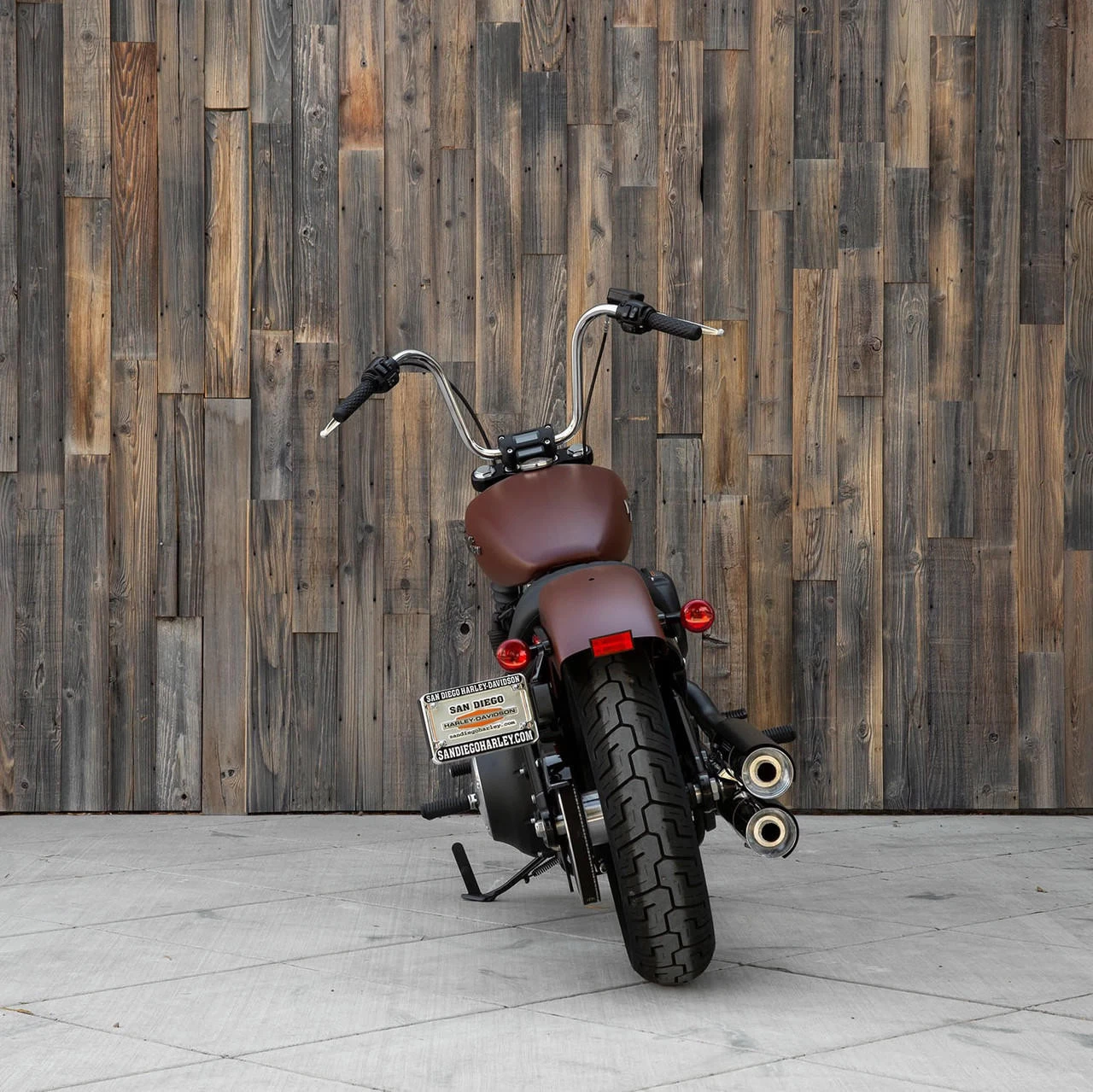 Biltwell - 12" Chrome 1" Ape Hanger Handlebars W/ TBW Plugs 4 Biltwell - 12" Chrome 1" Ape Hanger Handlebars W/ TBW Plugs - Image 4