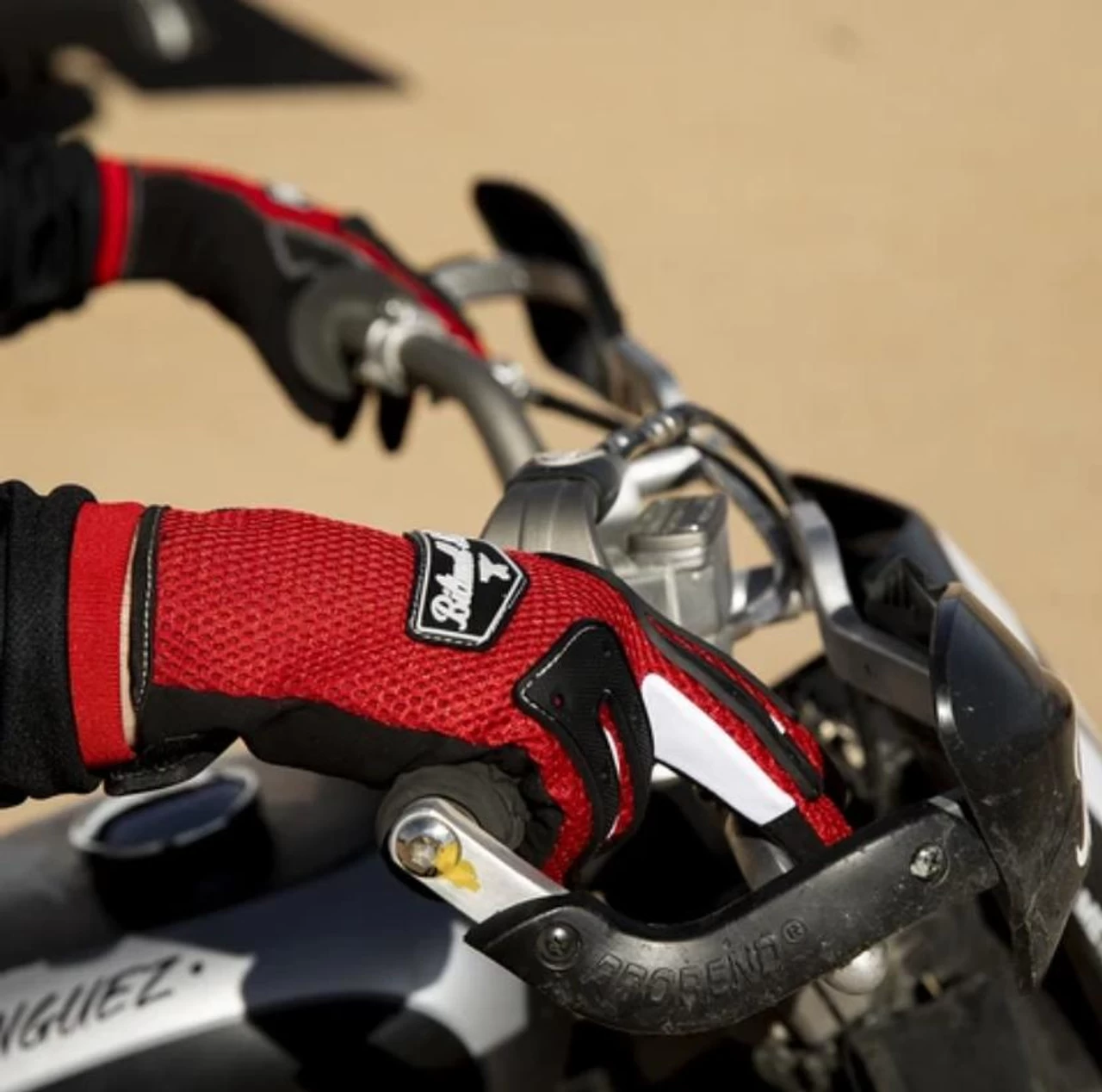 Biltwell Anza Gloves - Red/Black 13 Biltwell Anza Gloves - Red/Black - Image 13