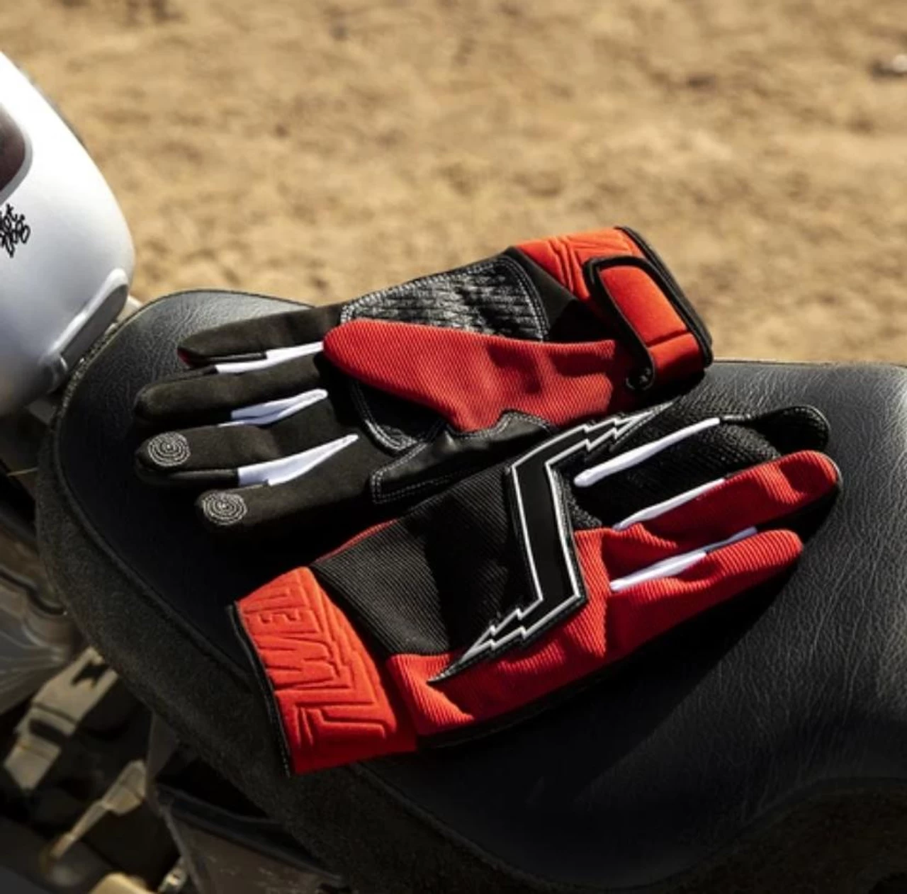 Biltwell Baja Gloves - Red/Black 10 Biltwell Baja Gloves - Red/Black - Image 10