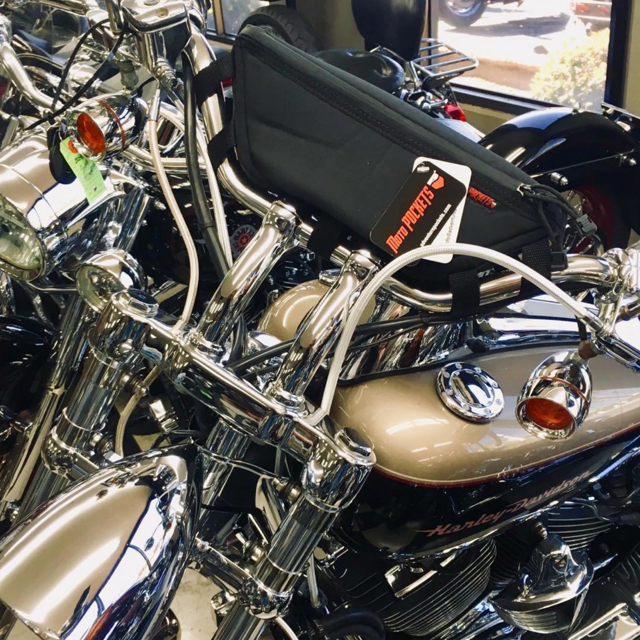 Moto Pockets - Handlebar Adventure Bag - Small Black 2 Moto Pockets - Handlebar Adventure Bag - Small Black - Image 2